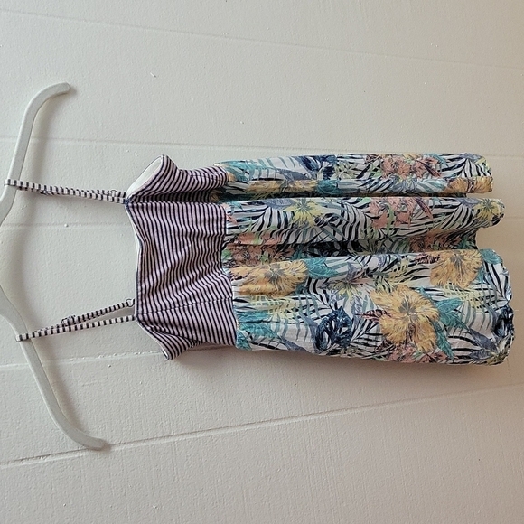 GIRLS ROXY CRYSTAL LIGHT SIZE SMALL (8) DRESS - Picture 2 of 8